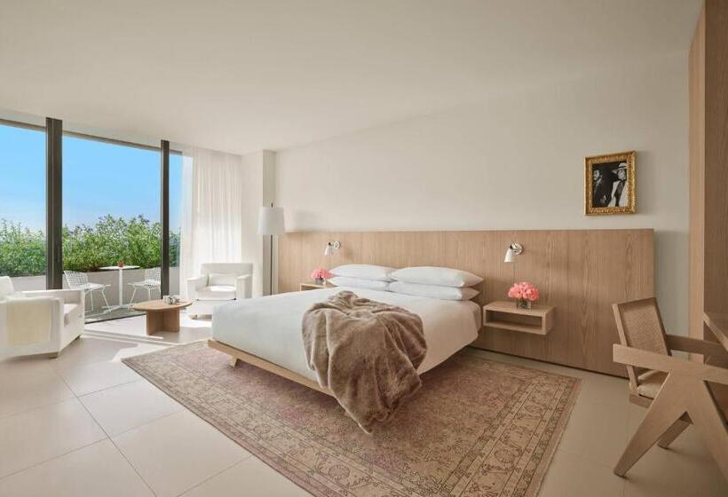 도시전망 디럭스룸 킹침대, The West Hollywood Edition