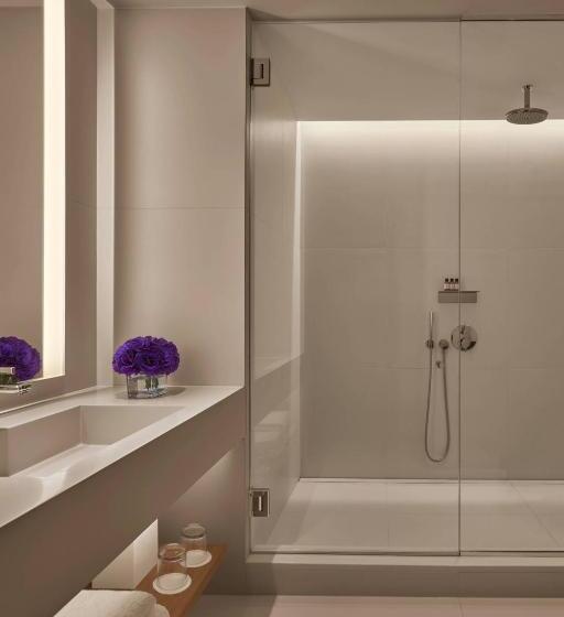 스탠다드 룸 킹사이즈 침대, The West Hollywood Edition