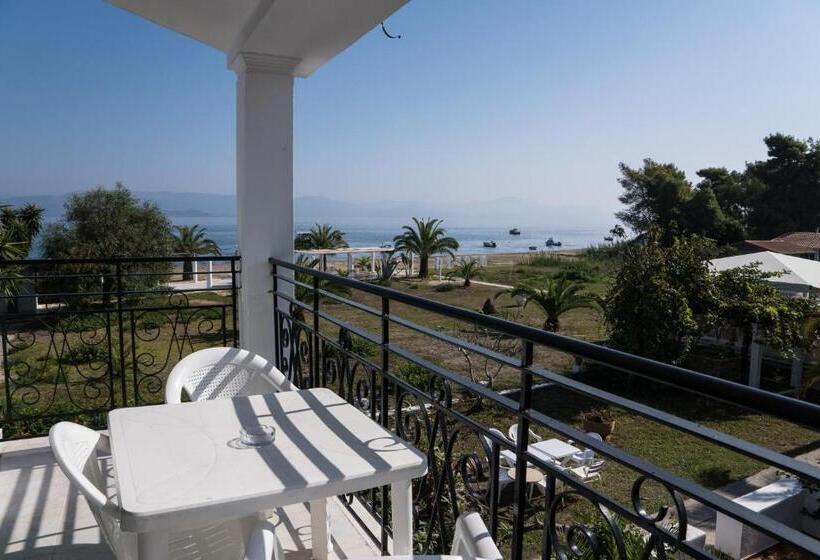 复式房间, Utopia Kavos