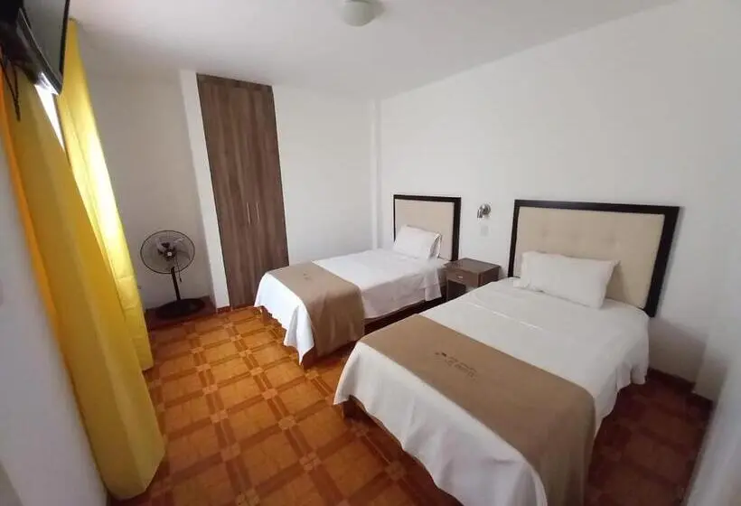 スタンダードルーム, Hostal Los Frayles