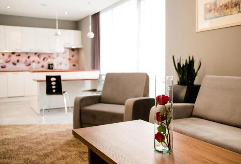Sviitti, Apart Hotel 12