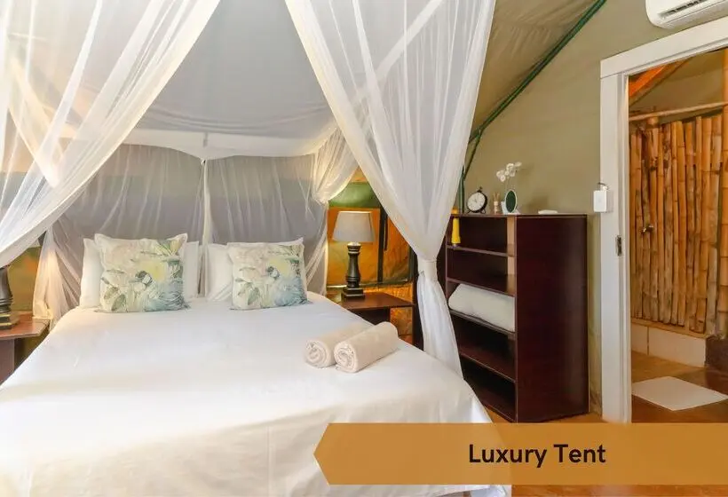 Deluxe Tent, Crocodile Bridge Safari Lodge