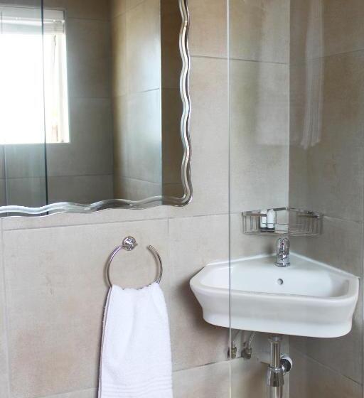 חדר סטנדרט, Oceans Hotel & Self Catering