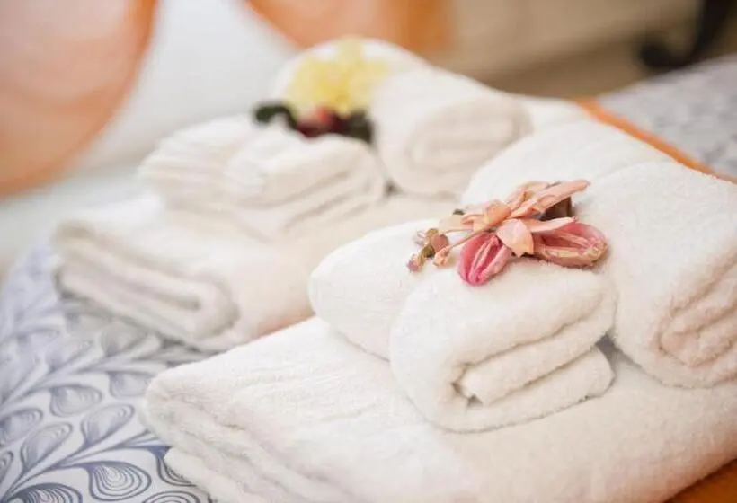 Sviitti, Vecchio Treno Guest House