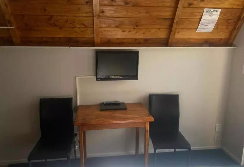 ベーシックワンルーム, Mountain Chalets Motel