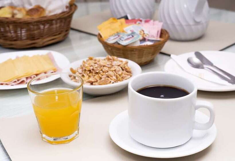 1 Schlafzimmer Apartment, Carilo Soleil By Hs