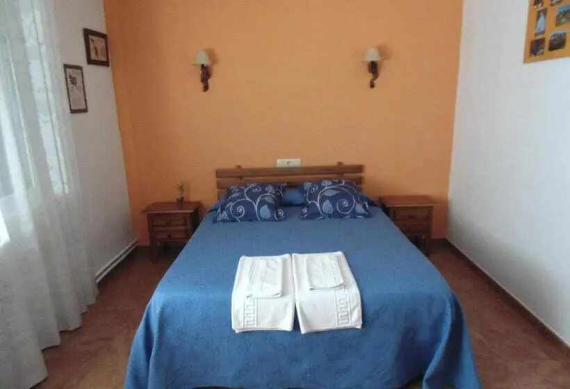 اتاق استاندارد, Hostal Río Mundo