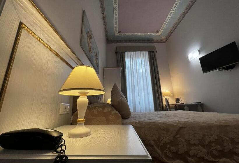 اتاق سوپریور سه تخته, Genova Liberty