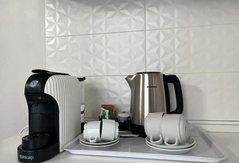 استودیوی استاندارد, Genova Liberty