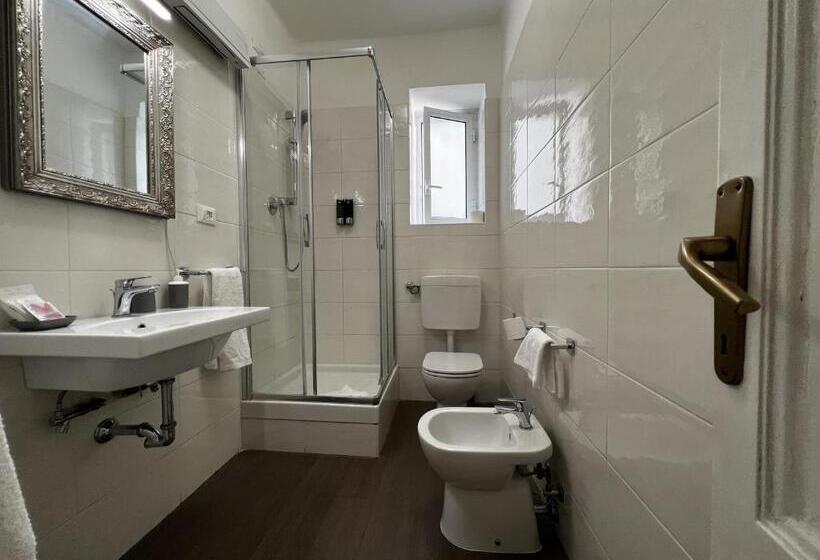 آپارتمان 1 خوابه, Genova Liberty