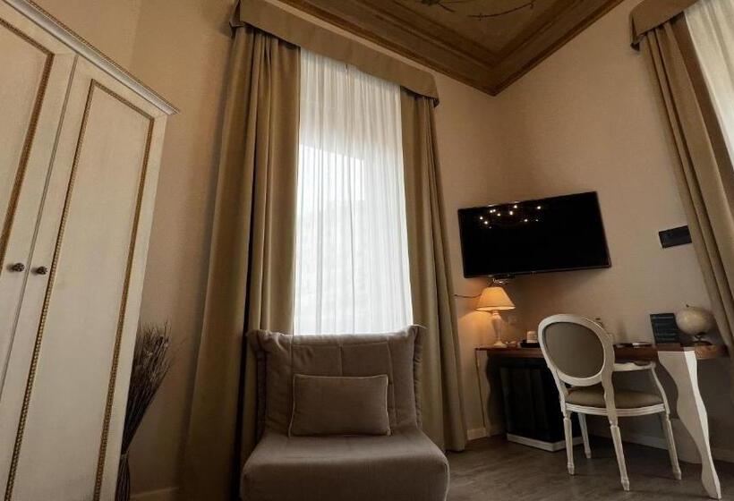 اتاق سوپریور, Genova Liberty