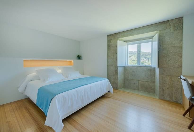 标准间, Torre De Tebra