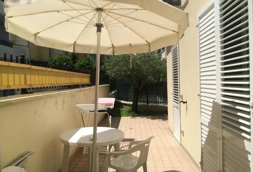 آپارتمان 1 خوابه با چشم‌انداز باغ, Residence Ducale