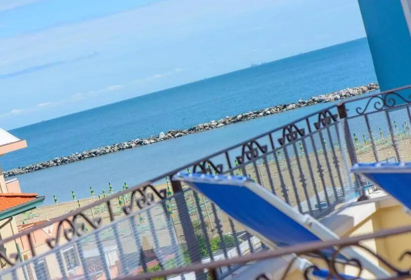 1 Bedroom Penthouse Apartment, Residence Ducale