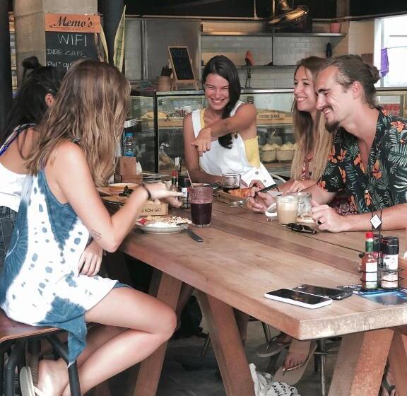 ルームシェアのワンベッド, Indie Hostel   Koh Tao