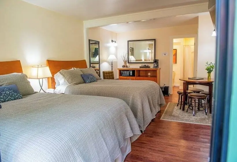 デラックスルーム, Inn At Buckhorn Cove