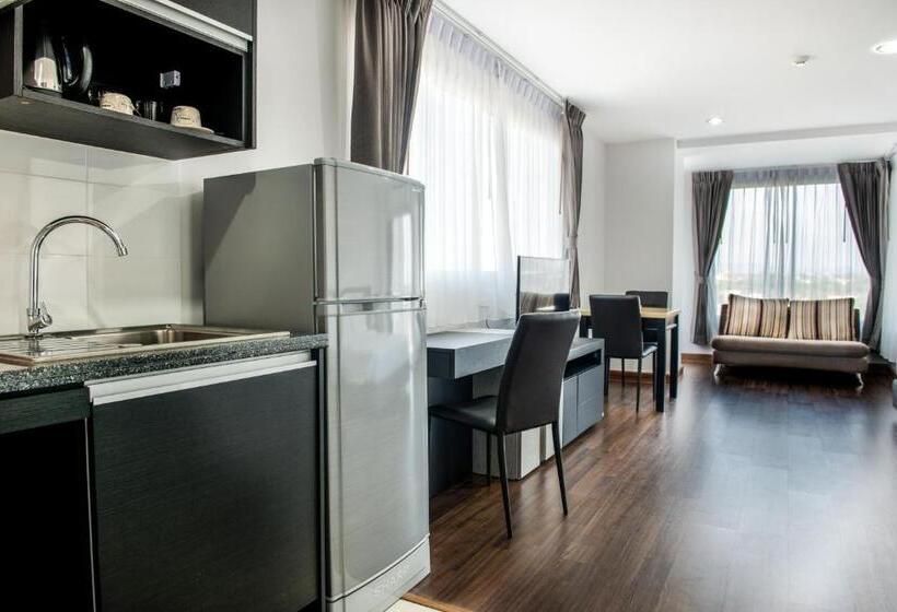 Suite Familiar, Winner Sriracha Serviced Apartment