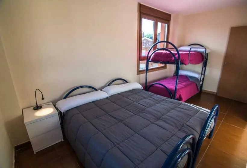 浴室共有スタンダード4人用ルーム, Albergue De Prioro