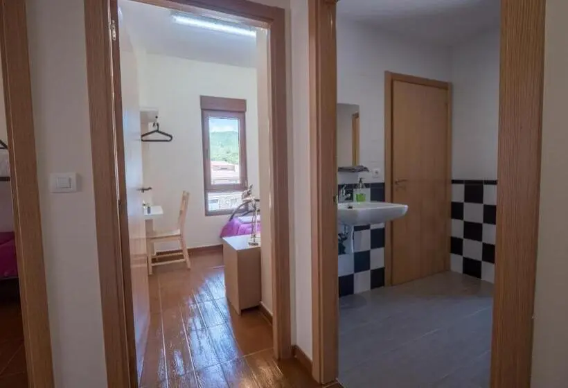 スタンダードシングルルーム, Albergue De Prioro