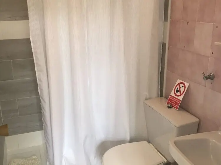 スタンダードルーム, Hostal Restaurante Tarín