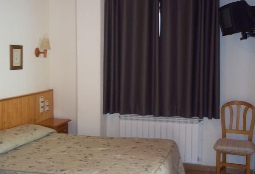 스탠다드 룸, Hostal Pernalle