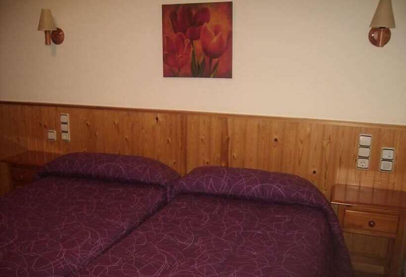 Номер Стандарт, Hostal Pernalle