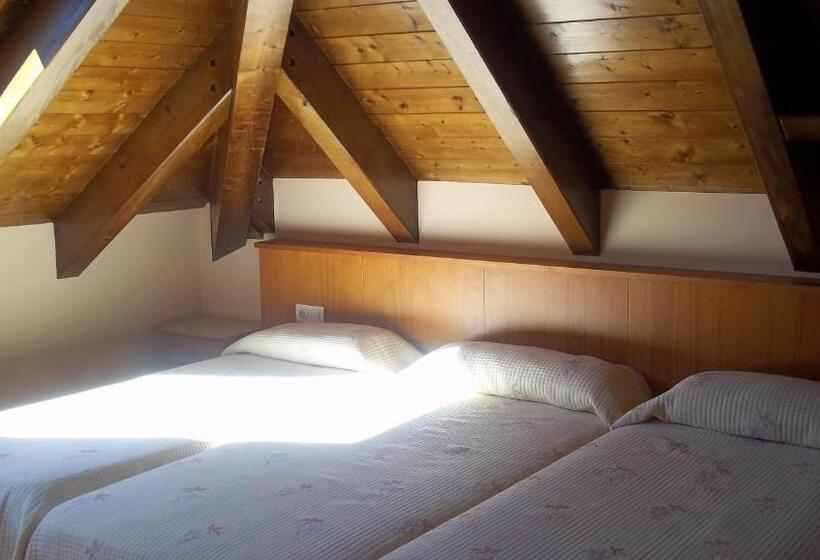 침실 2개 아파트, Hostal Pernalle