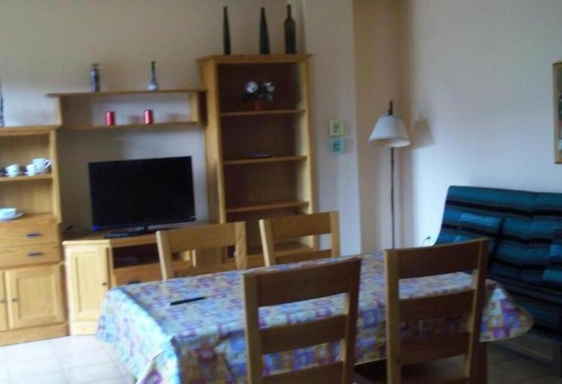 침실 2개 아파트, Hostal Pernalle