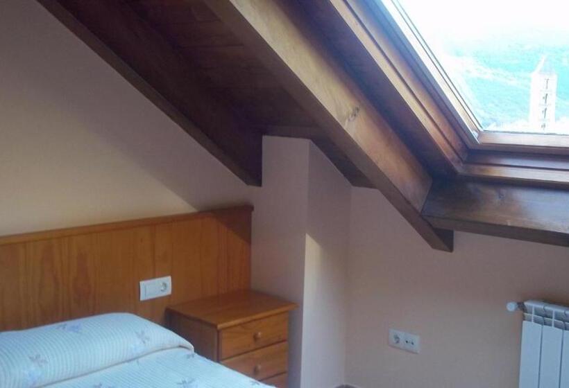 침실 2개 아파트, Hostal Pernalle