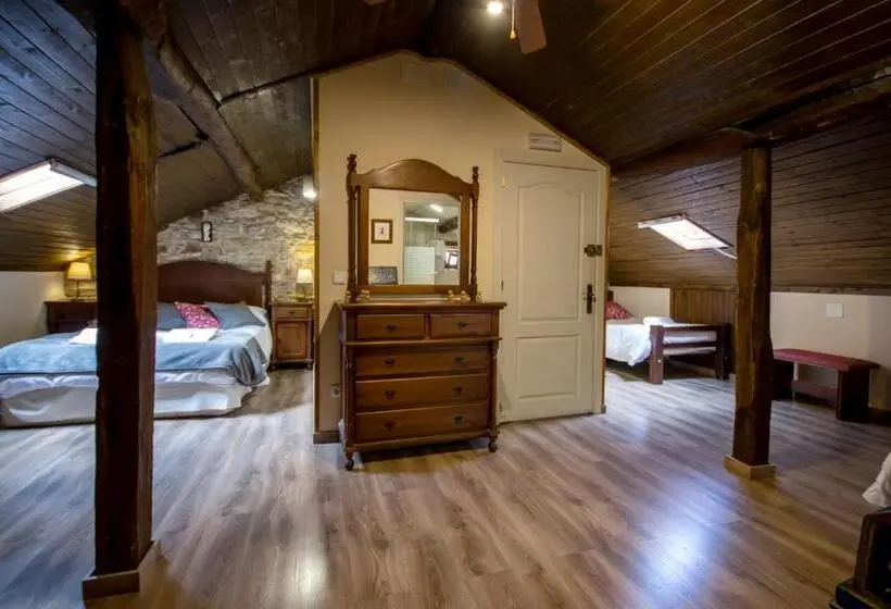 اتاق استاندارد چهار تخته, La Casona De Sarria