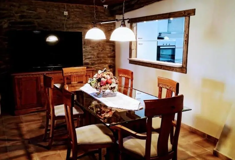 اتاق استاندارد سه تخته با چشم‌انداز باغ, La Casona De Sarria