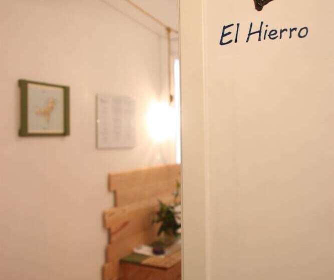 اتاق استاندارد یک تخته با سرویس بهداشتی مشترک, Twenty Seven Degrees Las Palmas