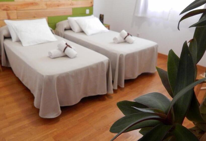 اتاق استاندارد با سرویس بهداشتی مشترک, Twenty Seven Degrees Las Palmas