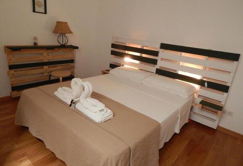 اتاق استاندارد با سرویس بهداشتی مشترک, Twenty Seven Degrees Las Palmas