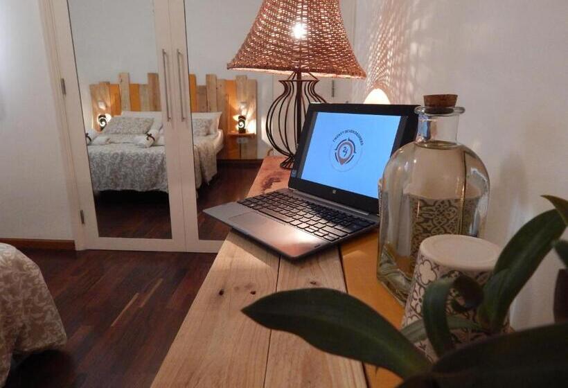 اتاق استاندارد با سرویس بهداشتی مشترک, Twenty Seven Degrees Las Palmas