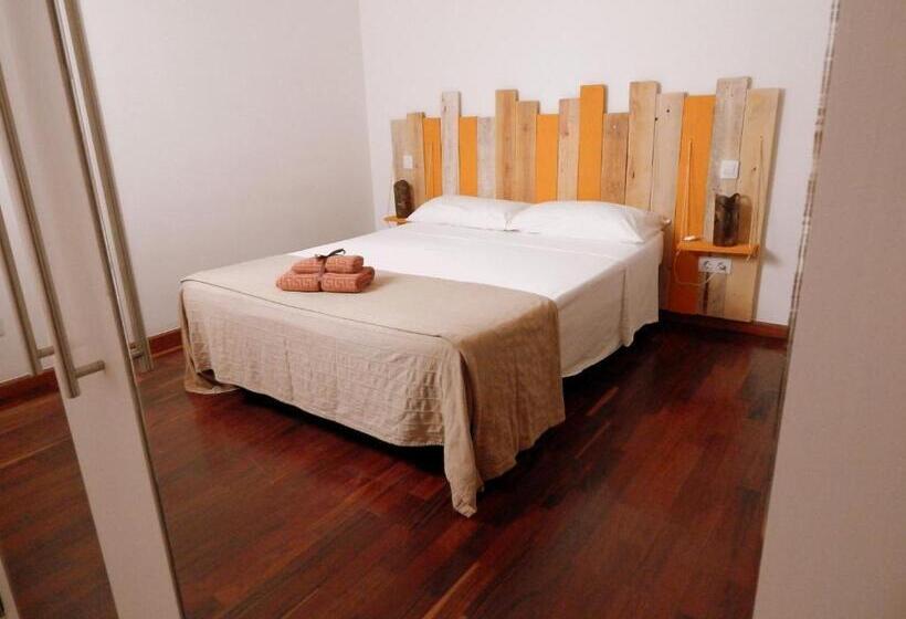 اتاق استاندارد با سرویس بهداشتی مشترک, Twenty Seven Degrees Las Palmas