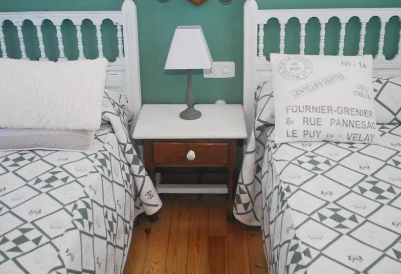 Standardrum, Hostal Puente Deva