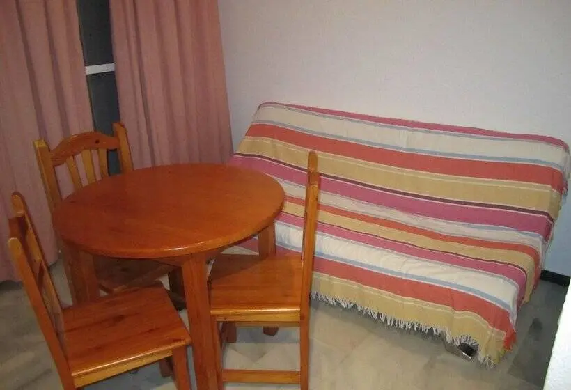 Standard Kolmen Hengen Huone, Hostal Sol Bahía San José
