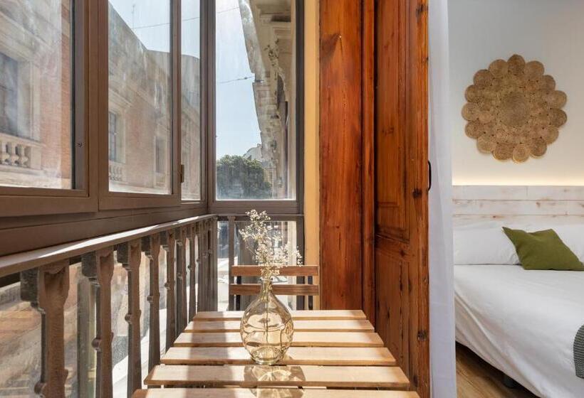 غرفة قياسية, Casa Del Patriarca