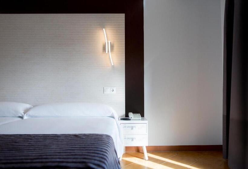 اتاق سوپریور با بالکن, Hostal Alhambra  Adults Only