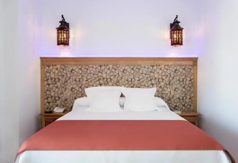 バルコニー付きスーペリアルーム, Hostal Alhambra  Adults Only