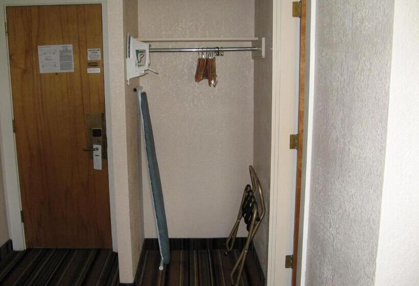 스탠다드 룸, Inn At Portland