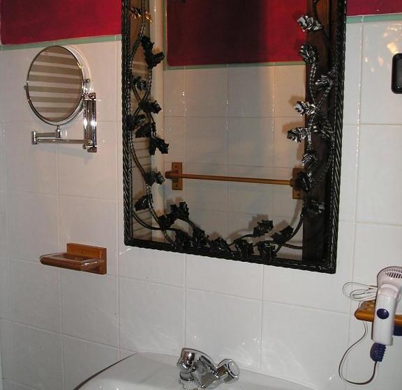 غرفة قياسية, Posada Trisileja