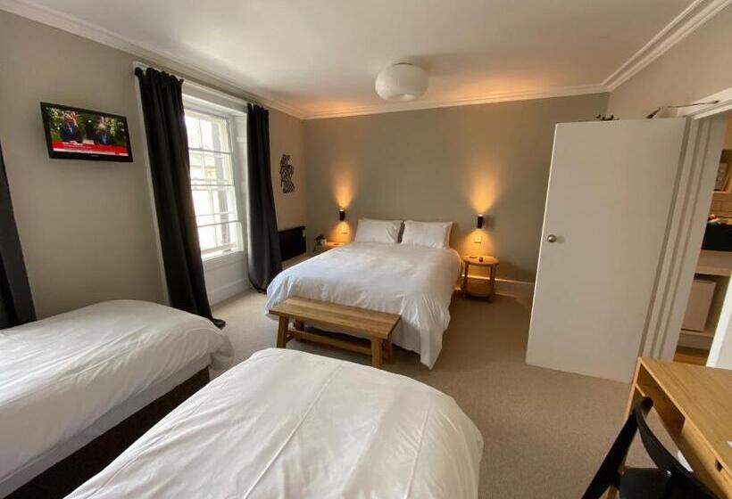 ファミリールーム, The Central Guesthouse