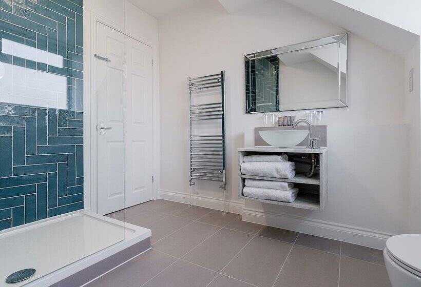 Номер Executive, Pike & Eel Hotel And Marina