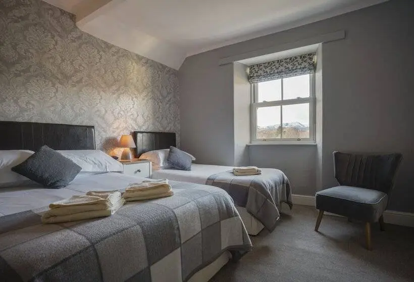 Perhehuone, Lyndale Guest House