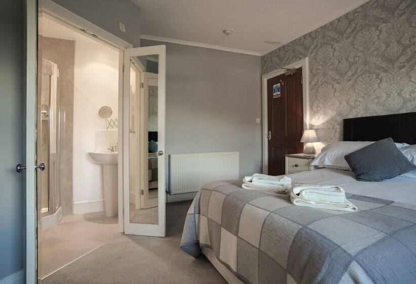 Familjerum, Lyndale Guest House