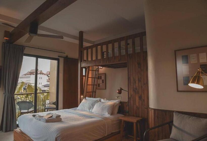 סוויטת ג'וניור, Gategaa Village