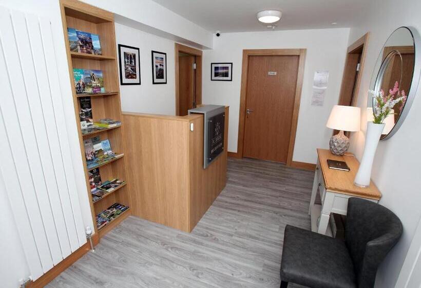 ジュニアスイート, All Seasons