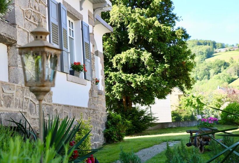 جناح عائلي, Chambres D Hôtes Les Ecrins